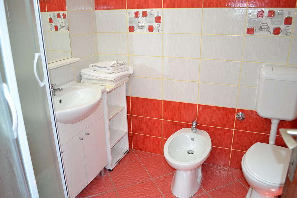 Apartmani Delfin Grebaštica Eksteriør billede